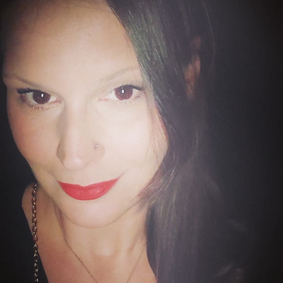 Meet your Posher, Tina - Picture 1 of 1